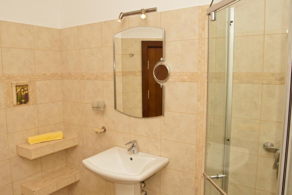 Hotel Belleville Iasi Eksteriør bilde